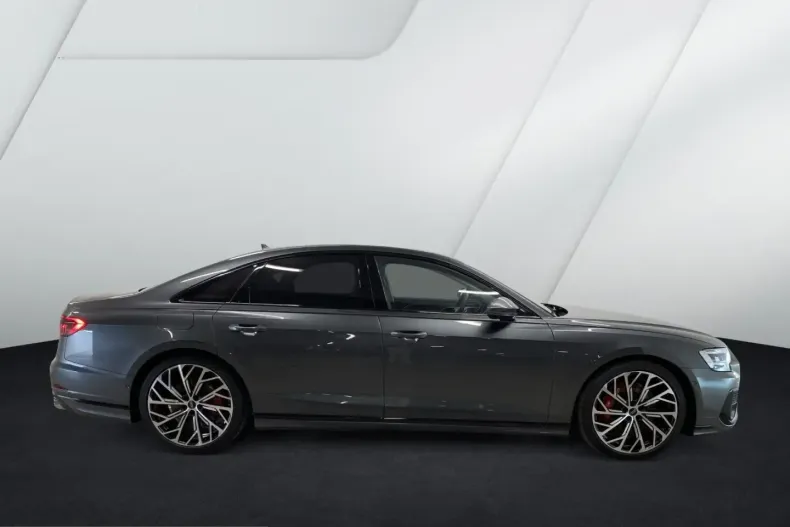 Audi S8 din 2025 cu 25.648 km - oferta AUD250479 - foto 5