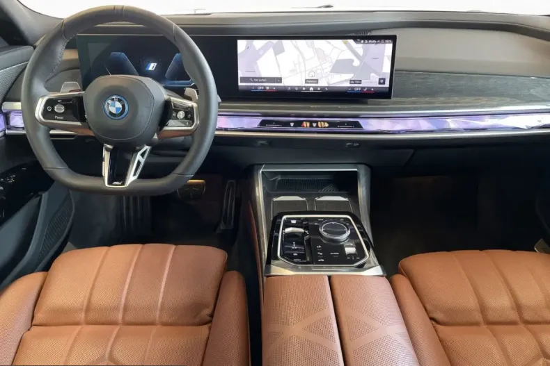 BMW 750 (Seria 7) din 2025 cu 32.819 km - oferta BMW250480 - foto 2