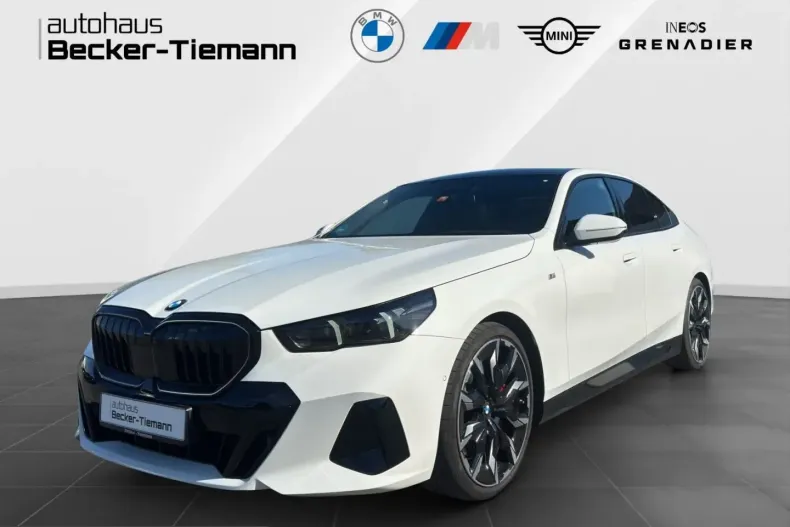 BMW 540 (Seria 5) din 2025 cu 48.527 km - oferta BMW250482 - foto 1