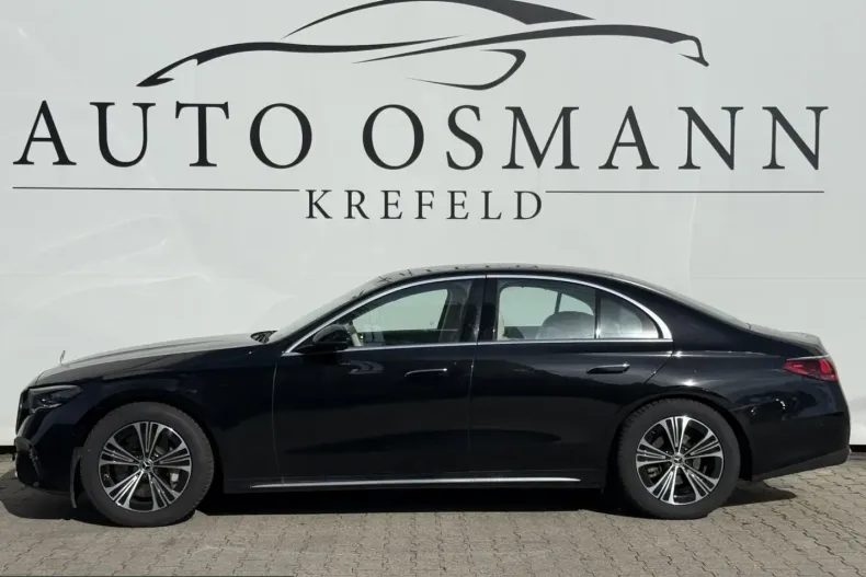 Mercedes-Benz E 220 (Clasa E) din 2025 cu 25.571 km - oferta MER250485 - foto 2
