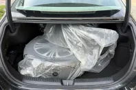 Mercedes-Benz E 220 (Clasa E) din 2025 cu 25.571 km - oferta MER250485 - foto 26