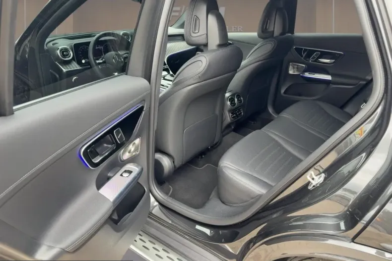 Mercedes-Benz GLC 300 (Clasa GLC) din 2025 cu 31.915 km - oferta MER250497 - foto 8