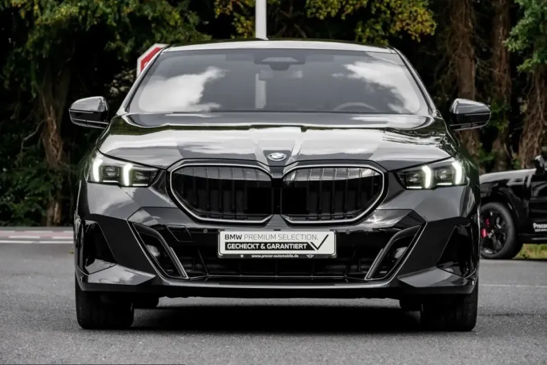 BMW 530 (Seria 5) din 2025 cu 26.543 km - oferta BMW250501 - foto 1