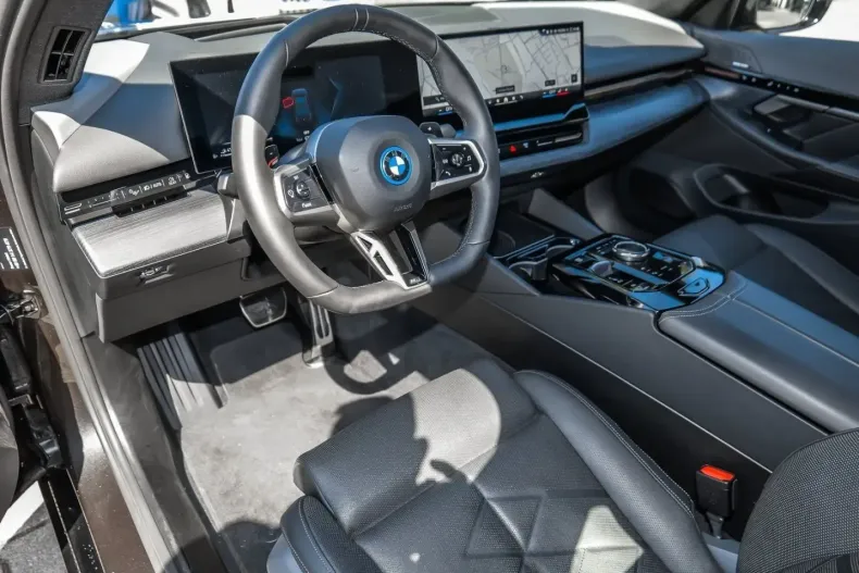 BMW 530 (Seria 5) din 2025 cu 63.569 km - oferta BMW250504 - foto 6