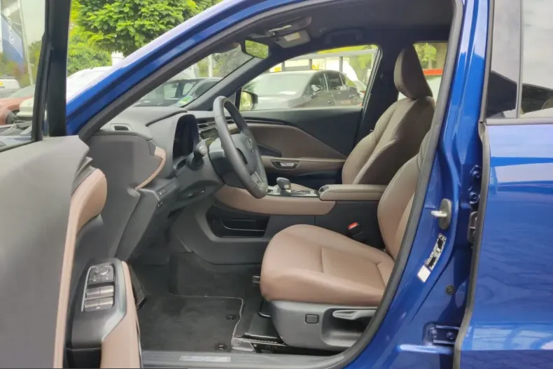 Lexus LBX din 2024 cu 15.000 km - oferta LEX250513 - foto 9