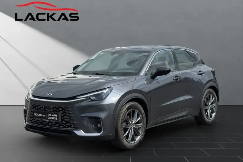 Lexus LBX din 2024 cu 14.136 km - oferta LEX250515 - foto 1