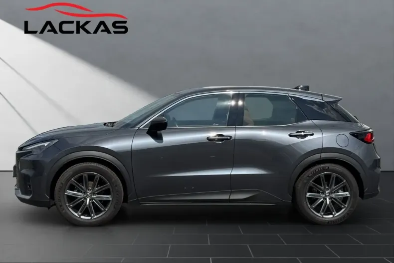 Lexus LBX din 2024 cu 14.136 km - oferta LEX250515 - foto 2