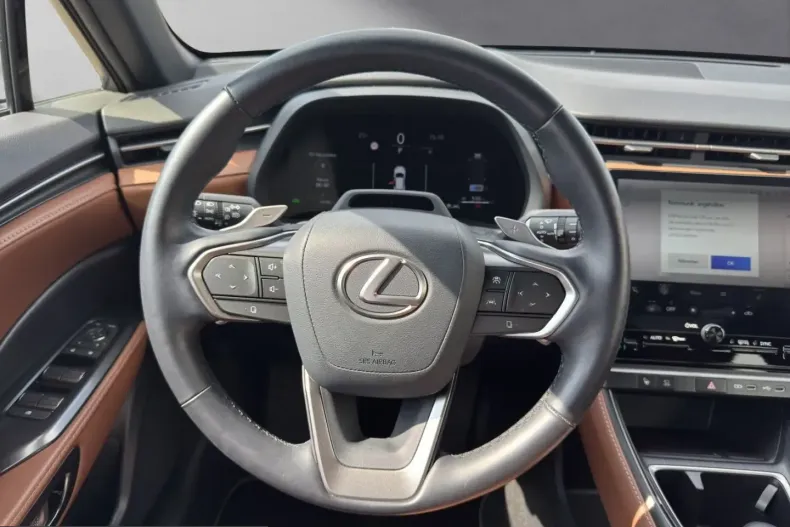 Lexus LBX din 2024 cu 14.136 km - oferta LEX250515 - foto 10