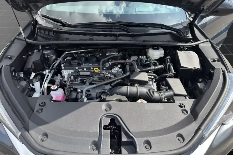Lexus LBX din 2024 cu 14.136 km - oferta LEX250515 - foto 20
