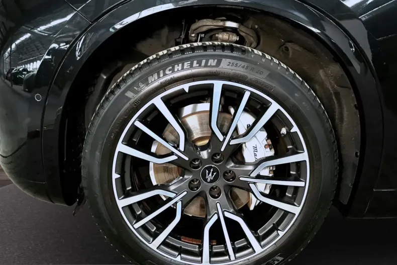 Maserati Grecale din 2022 cu 29.981 km - oferta MAS250531 - foto 10