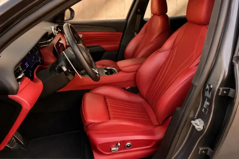 Maserati Grecale din 2023 cu 59.000 km - oferta MAS250532 - foto 9