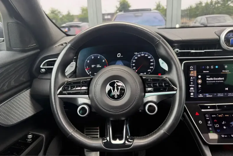 Maserati Grecale din 2023 cu 77.688 km - oferta MAS250533 - foto 8
