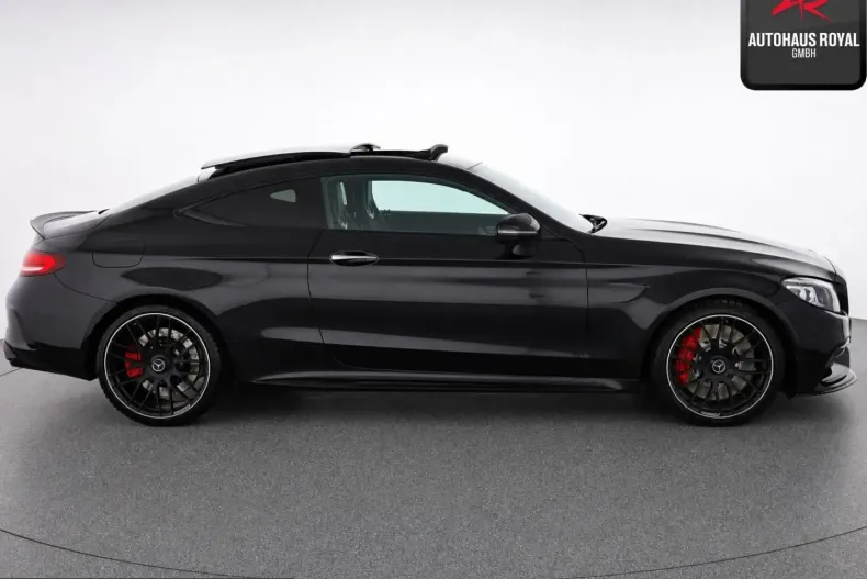 Mercedes-Benz C 63 AMG (Clasa C) din 2021 cu 50.000 km - oferta MER250540 - foto 4