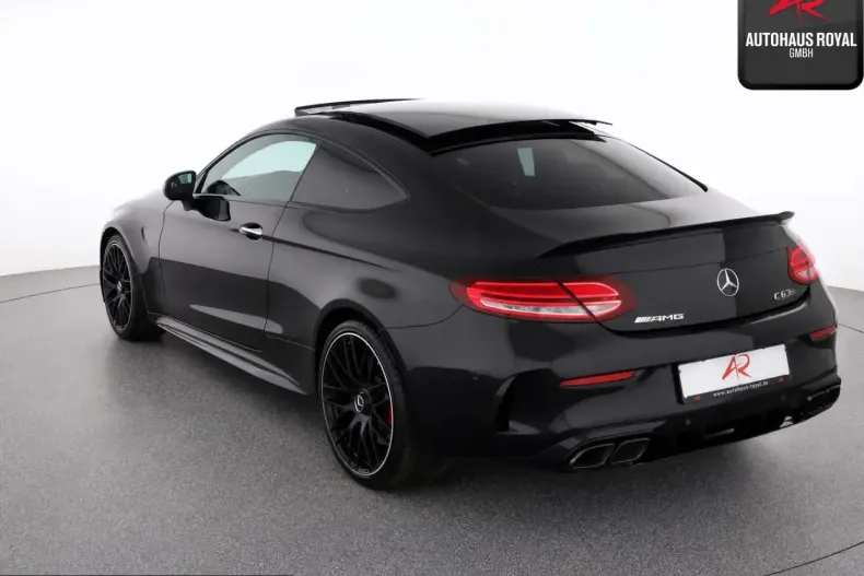 Mercedes-Benz C 63 AMG (Clasa C) din 2021 cu 50.000 km - oferta MER250540 - foto 5