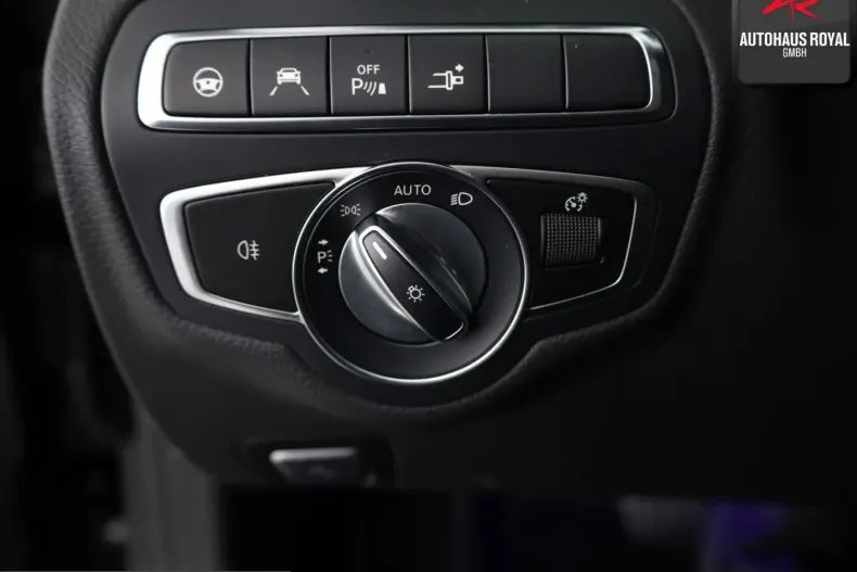 Mercedes-Benz C 63 AMG (Clasa C) din 2021 cu 50.000 km - oferta MER250540 - foto 19