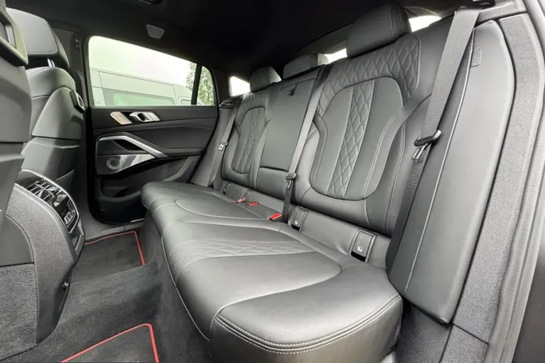 BMW X6 (Seria X) din 2022 cu 76.940 km - oferta BMW250543 - foto 50