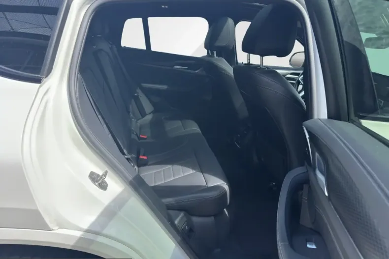 BMW X4 (Seria X) din 2023 cu 31.444 km - oferta BMW250551 - foto 13