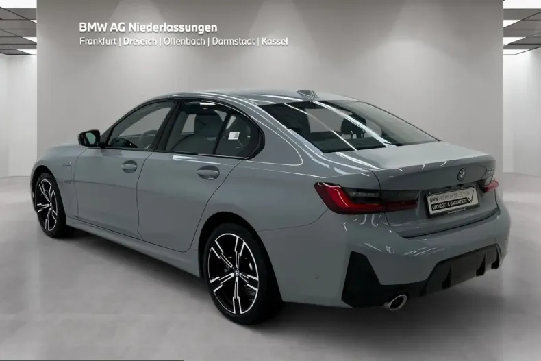 BMW 330 (Seria 3) din 2024 cu 26.244 km - oferta BMW250553 - foto 3