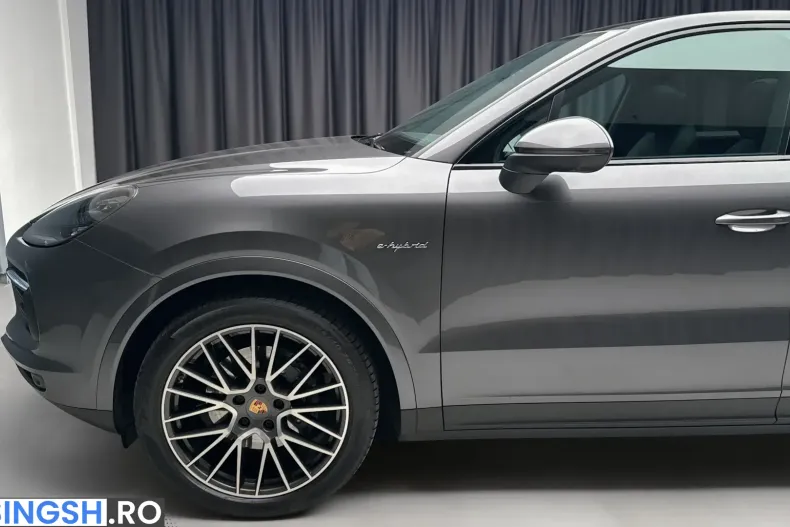 Porsche Cayenne din 2022 cu 60.138 km - oferta POR250554 - foto 9