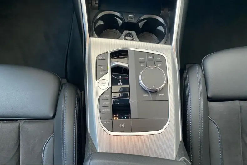BMW 330 (Seria 3) din 2024 cu 52.700 km - oferta BMW250560 - foto 12