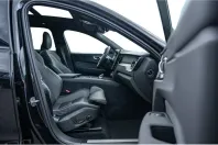 Volvo XC60 din 2025 cu 3.150 km - oferta VOL250563 - foto 13