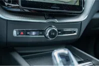Volvo XC60 din 2025 cu 3.150 km - oferta VOL250563 - foto 18