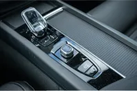 Volvo XC60 din 2025 cu 3.150 km - oferta VOL250563 - foto 21