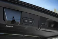 Volvo XC60 din 2025 cu 1.002 km - oferta VOL250564 - foto 13