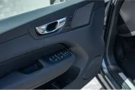 Volvo XC60 din 2025 cu 1.002 km - oferta VOL250564 - foto 24