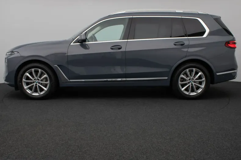 BMW X7 (Seria X) din 2022 cu 53.456 km - oferta BMW250566 - foto 10