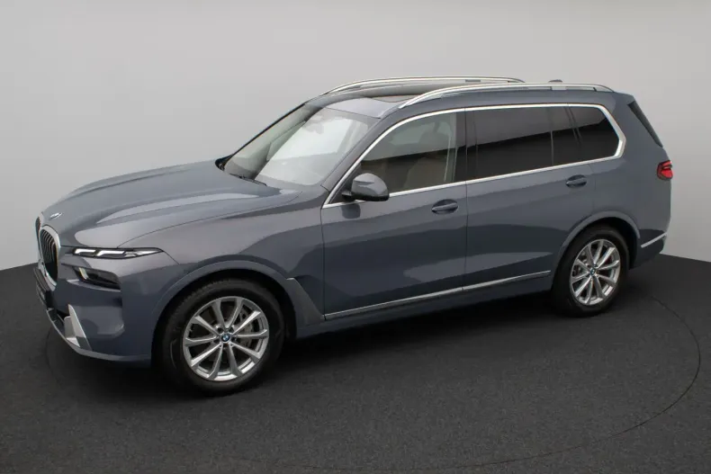 BMW X7 (Seria X) din 2022 cu 53.456 km - oferta BMW250566 - foto 11