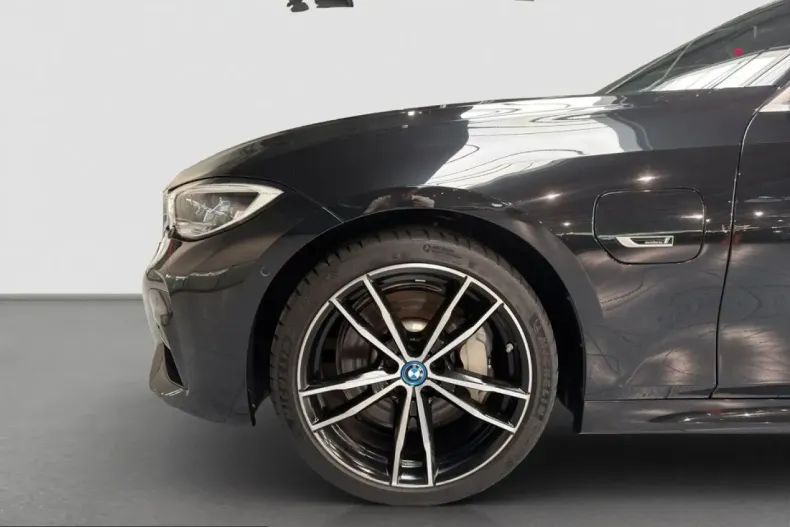 BMW 330 (Seria 3) din 2021 cu 37.999 km - oferta BMW250571 - foto 8