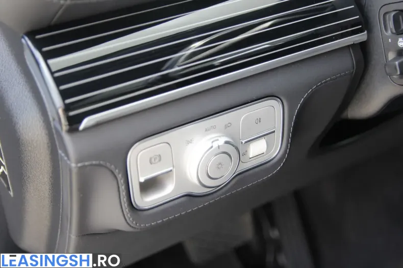 Mercedes-Benz GLE 450 (Clasa GLE) din 2023 cu 57.300 km - oferta MER250581 - foto 24