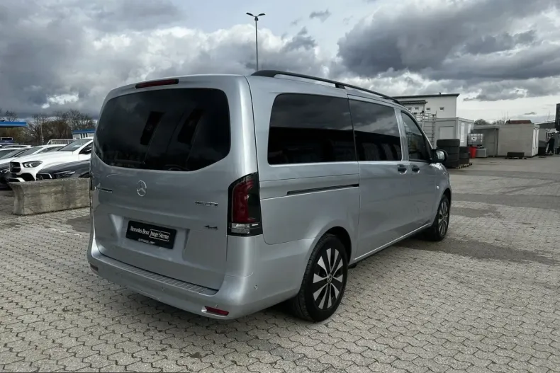 Mercedes-Benz Vito din 2024 cu 11.369 km - oferta MER250582 - foto 4