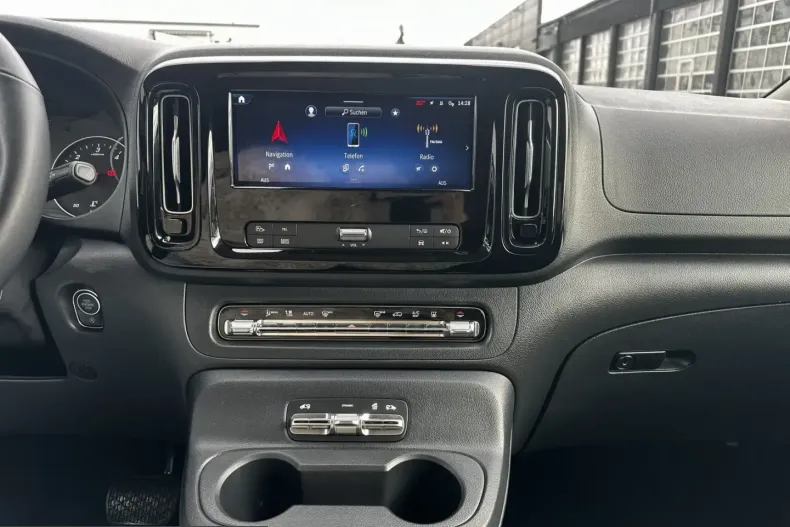 Mercedes-Benz Vito din 2024 cu 11.369 km - oferta MER250582 - foto 13
