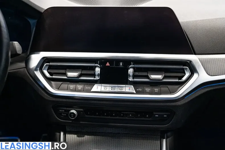 BMW 330 (Seria 3) din 2022 cu 81.110 km - oferta BMW250583 - foto 19