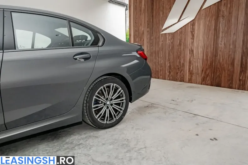 BMW 330 (Seria 3) din 2022 cu 81.110 km - oferta BMW250583 - foto 30