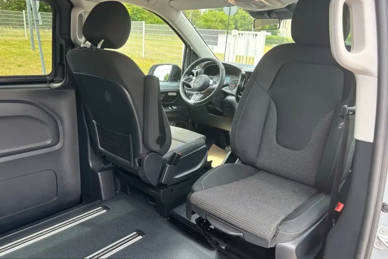 Mercedes-Benz Vito din 2025 cu 15.029 km - oferta MER250585 - foto 17