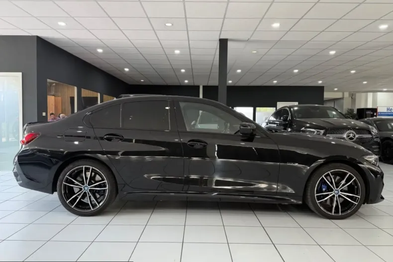 BMW 330 (Seria 3) din 2021 cu 60.500 km - oferta BMW250587 - foto 19