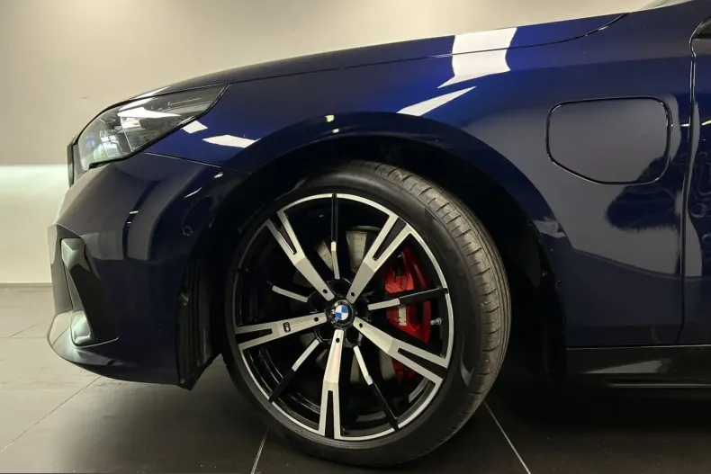 BMW 550 (Seria 5) din 2025 cu 12.682 km - oferta BMW250588 - foto 11