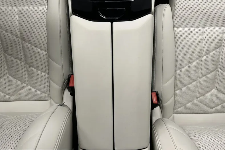 BMW 550 (Seria 5) din 2025 cu 12.682 km - oferta BMW250588 - foto 22