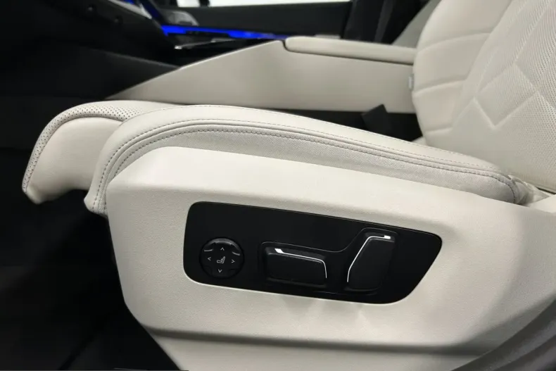 BMW 550 (Seria 5) din 2025 cu 12.682 km - oferta BMW250588 - foto 38