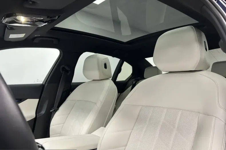 BMW 550 (Seria 5) din 2025 cu 12.682 km - oferta BMW250588 - foto 42