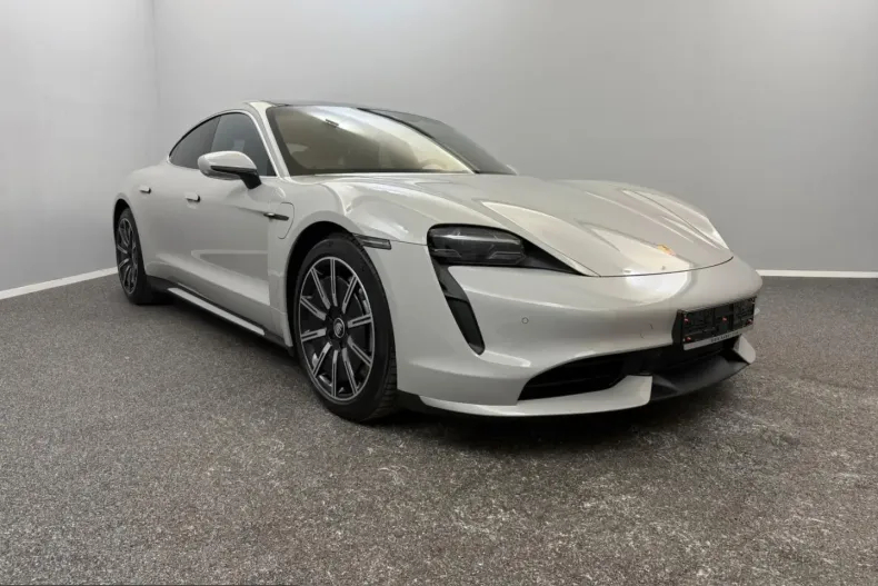 Porsche Taycan din 2021 cu 70.000 km - oferta POR250592 - foto 2