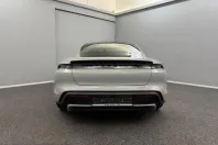 Porsche Taycan din 2021 cu 70.000 km - oferta POR250592 - foto 10