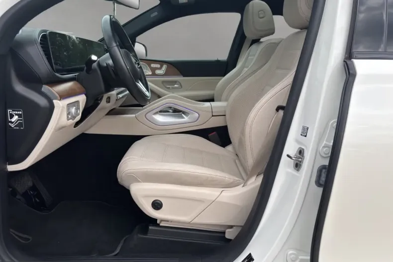 Mercedes-Benz GLE 350 (Clasa GLE) din 2024 cu 27.206 km - oferta MER250606 - foto 3