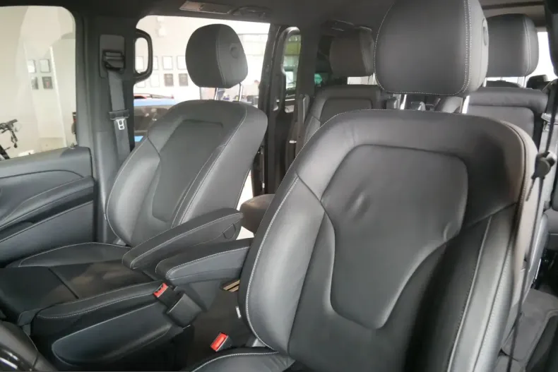 Mercedes-Benz V 300 (Clasa V) din 2025 cu 19.169 km - oferta MER250617 - foto 11