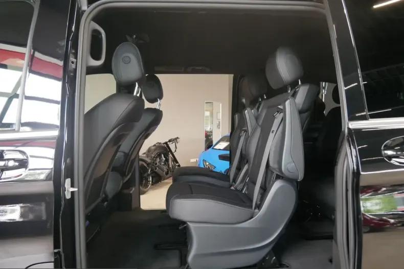 Mercedes-Benz V 300 (Clasa V) din 2025 cu 19.169 km - oferta MER250617 - foto 29