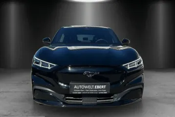 Ford Mustang Mach-E din 2022 - oferta FOR250618