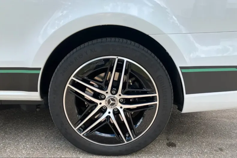 Mercedes-Benz V 300 (Clasa V) din 2025 cu 46.000 km - oferta MER250620 - foto 45